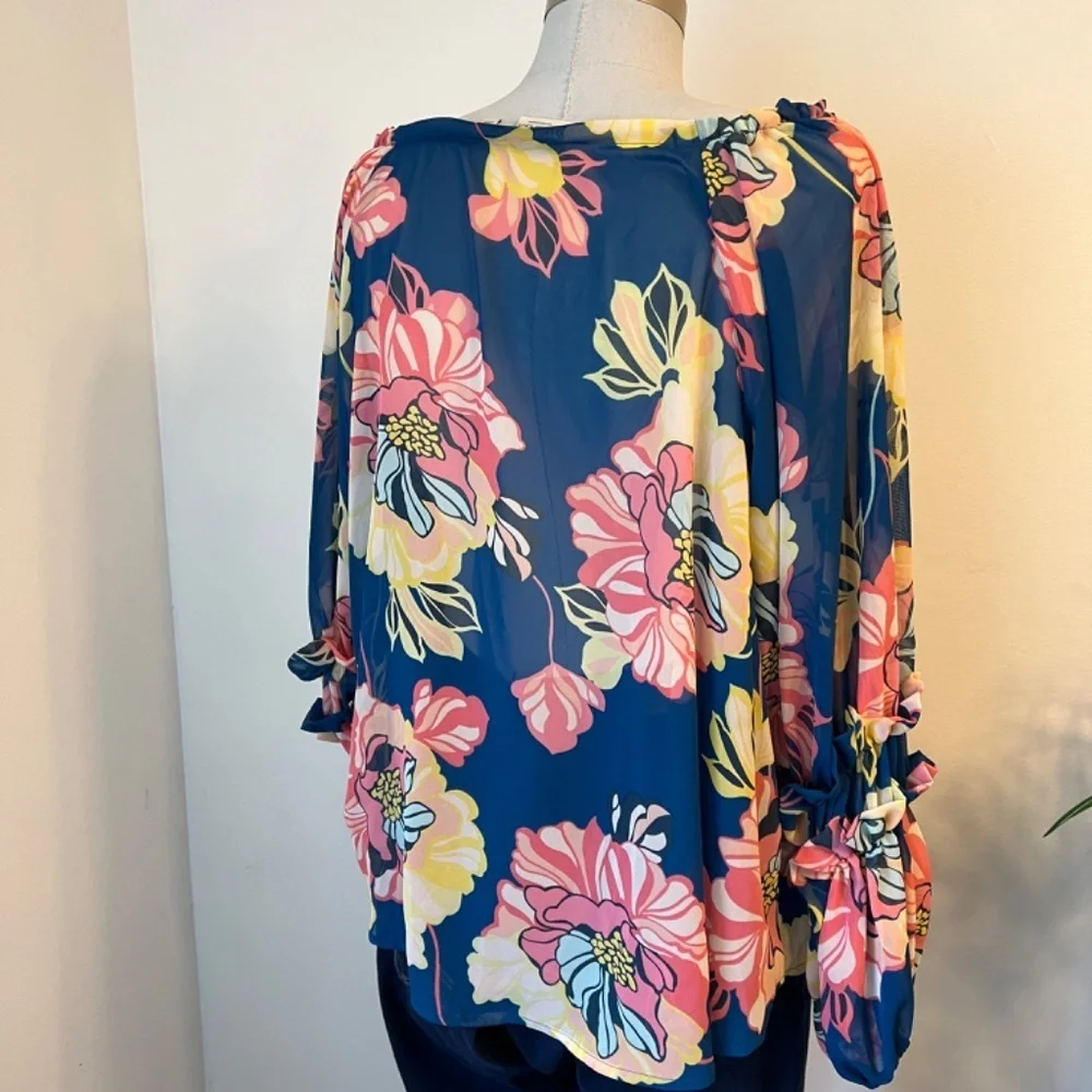NWOT Eva Mendes Women's Flowy Floral Off the Shoulder Top with Ruffles Large - Picture 4 of 6
